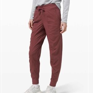Lululemon Dance Studio Jogger Red EUC